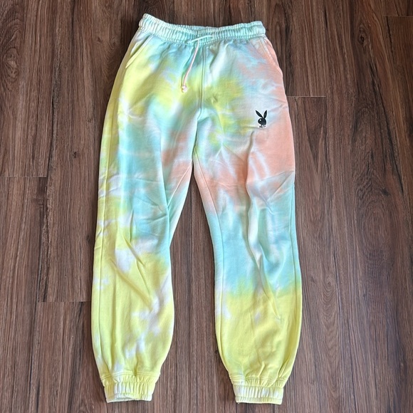 Misguided X Playboy Sweatpants - Picture 5 of 8